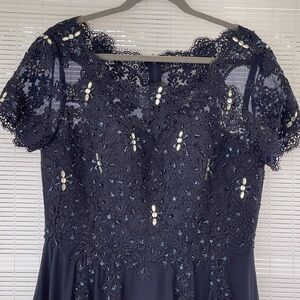 Formal long chiffon dress for weddings, special dance. Navy Blue - Size 14